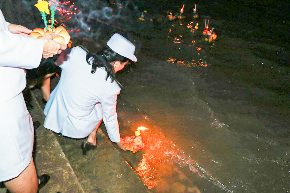 "เขื่อนเจ้าพระยา เขื่อนของพ่อหลวง โดย โรงพยาบาลชัยนาทนเรนทร"