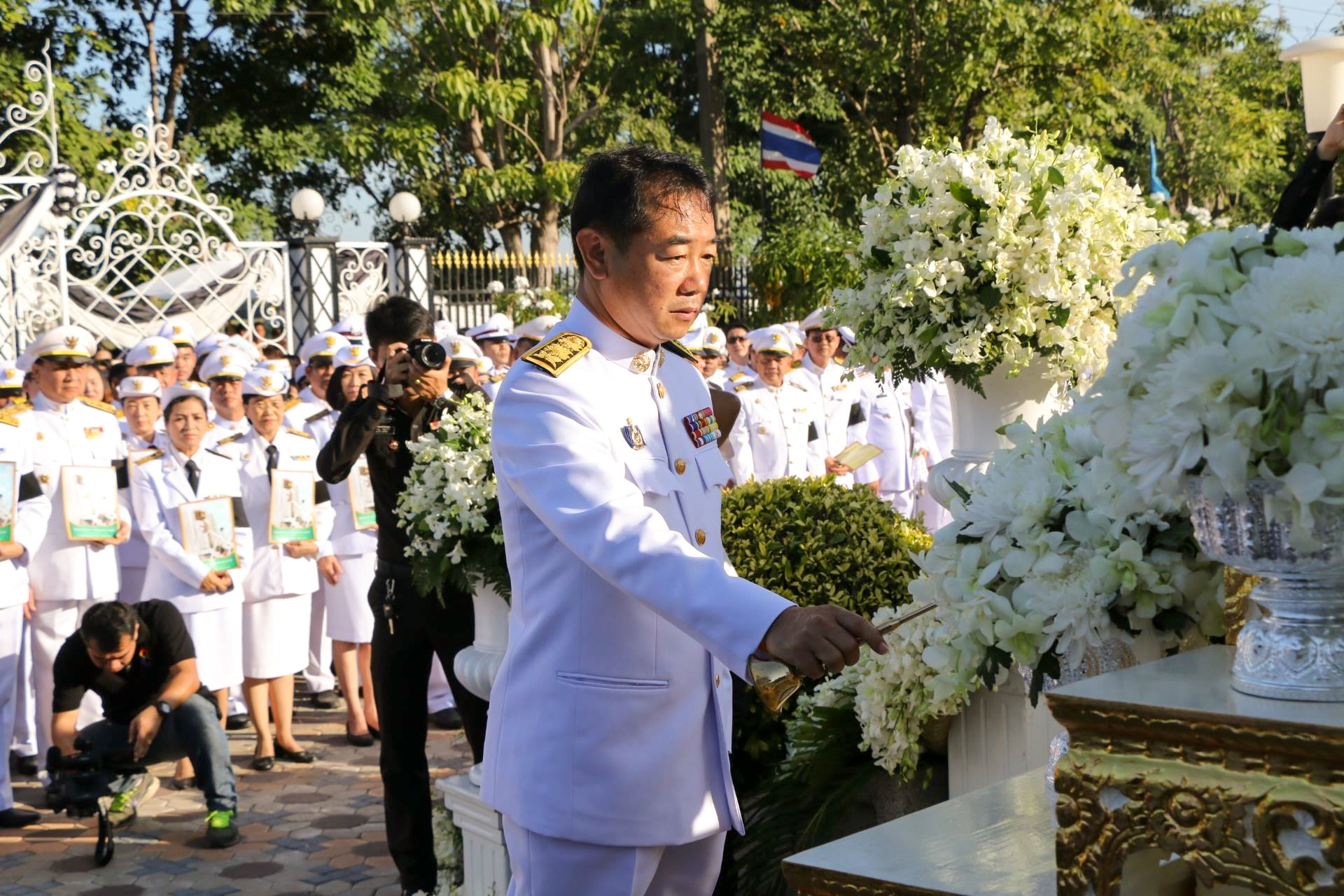 รพ.ชัยนาทนเรนทร "รวมพลังแห่งความภักดี"