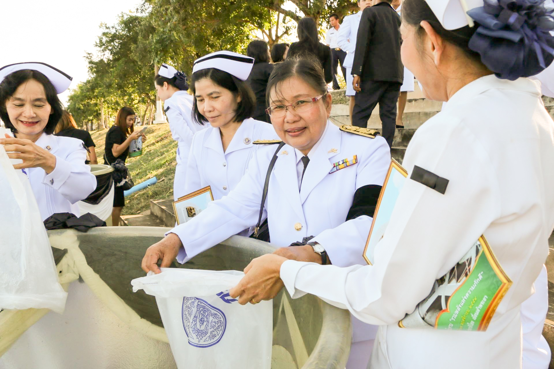 รพ.ชัยนาทนเรนทร "รวมพลังแห่งความภักดี"
