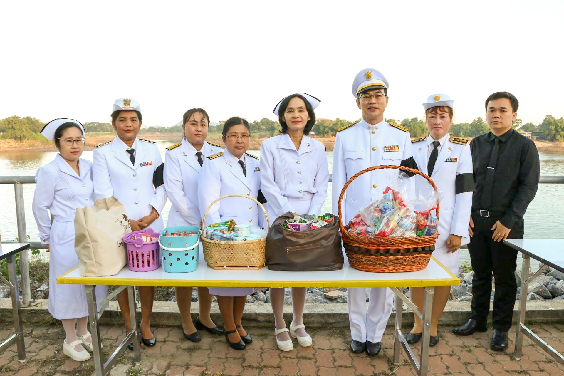 รพ.ชัยนาทนเรนทร "รวมพลังแห่งความภักดี"