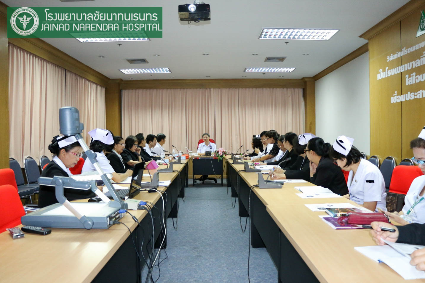 ผอ.รพ.ชัยนาทนเรนทร นำบุคลากรปรกาศเจตนารมณ์ "สุจริตตามรอยพ่อ ขอทำดีเพื่อแผ่นดิน"