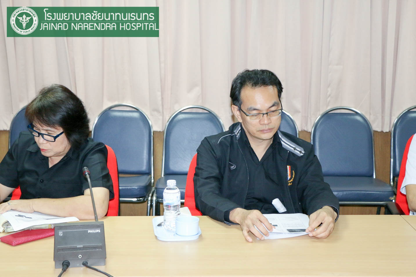 ผอ.รพ.ชัยนาทนเรนทร นำบุคลากรปรกาศเจตนารมณ์ "สุจริตตามรอยพ่อ ขอทำดีเพื่อแผ่นดิน"