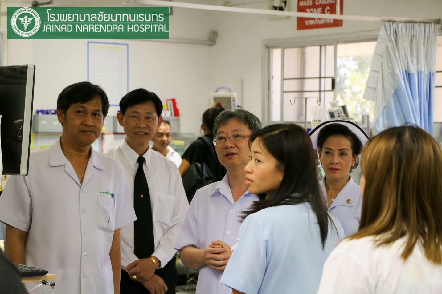 ผู้ตรวจฯ เขต 3 ชี้แจงนโยบาย ให้กำลังใจเจ้าหน้าที่ รพ.ชัยนาทนเรนทร เตรียมความพร้อมดูแลประชาชนช่วงเทศกาลปีใหม่ 2560