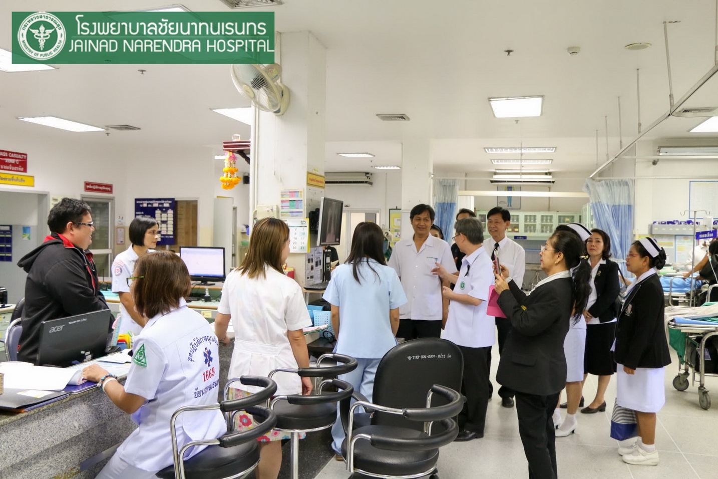 ผู้ตรวจฯ เขต 3 ชี้แจงนโยบาย ให้กำลังใจเจ้าหน้าที่ รพ.ชัยนาทนเรนทร เตรียมความพร้อมดูแลประชาชนช่วงเทศกาลปีใหม่ 2560
