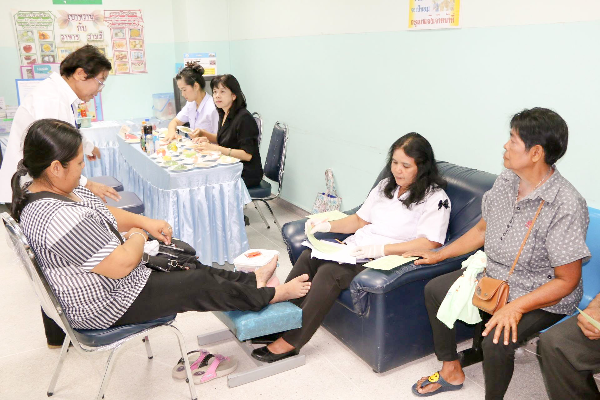 รพ.ชัยนาทนเรนทร "วันอัมพาตโลก"