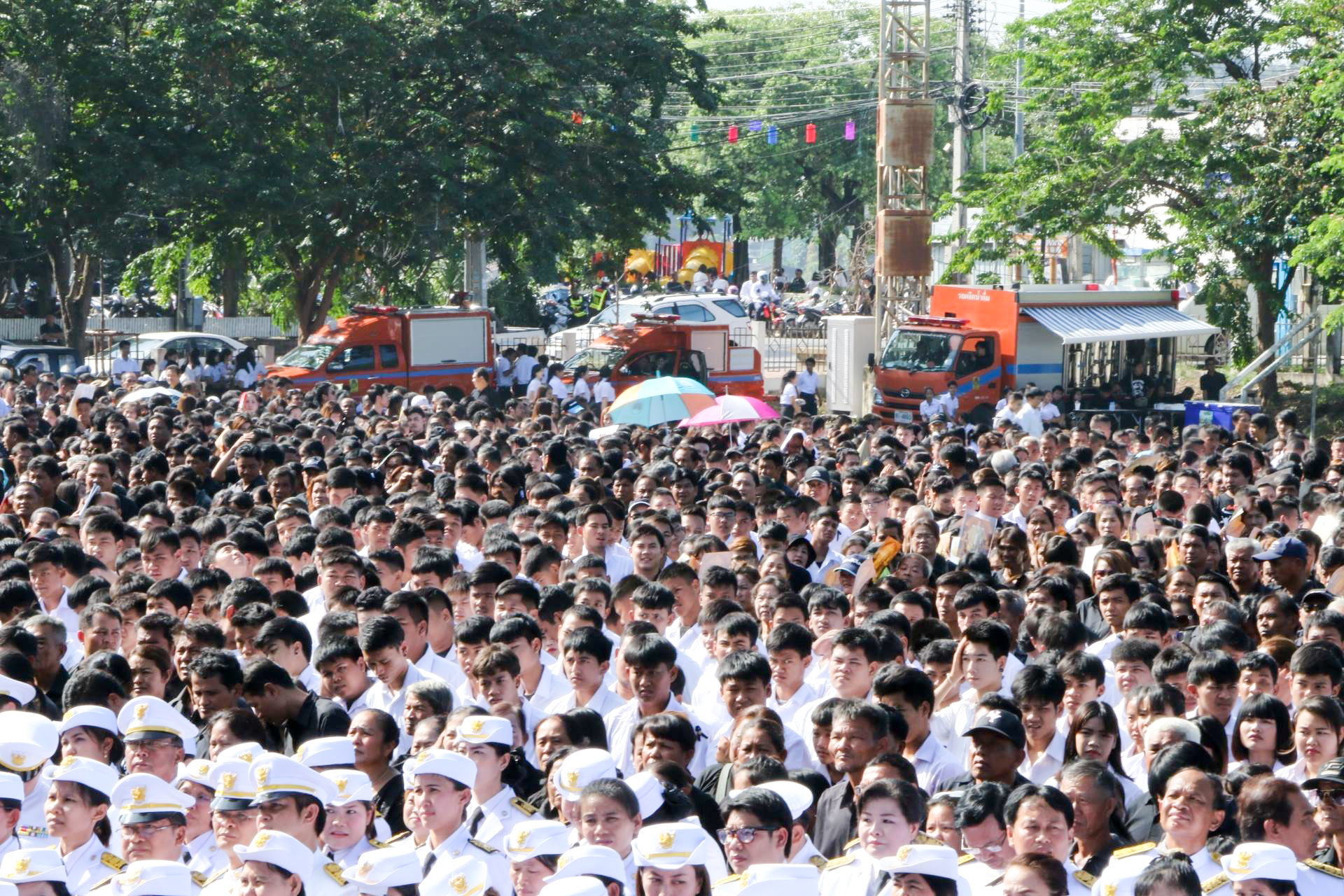 รพ.ชัยนาทนเรนทร "ชัยนาท 9 รักพ่อ"